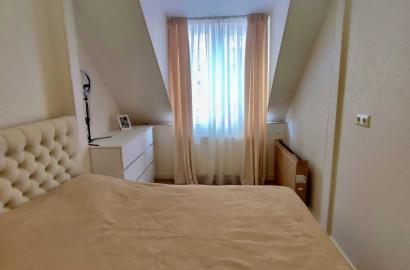 продается квартира с новым ремонтом 3-комнаты