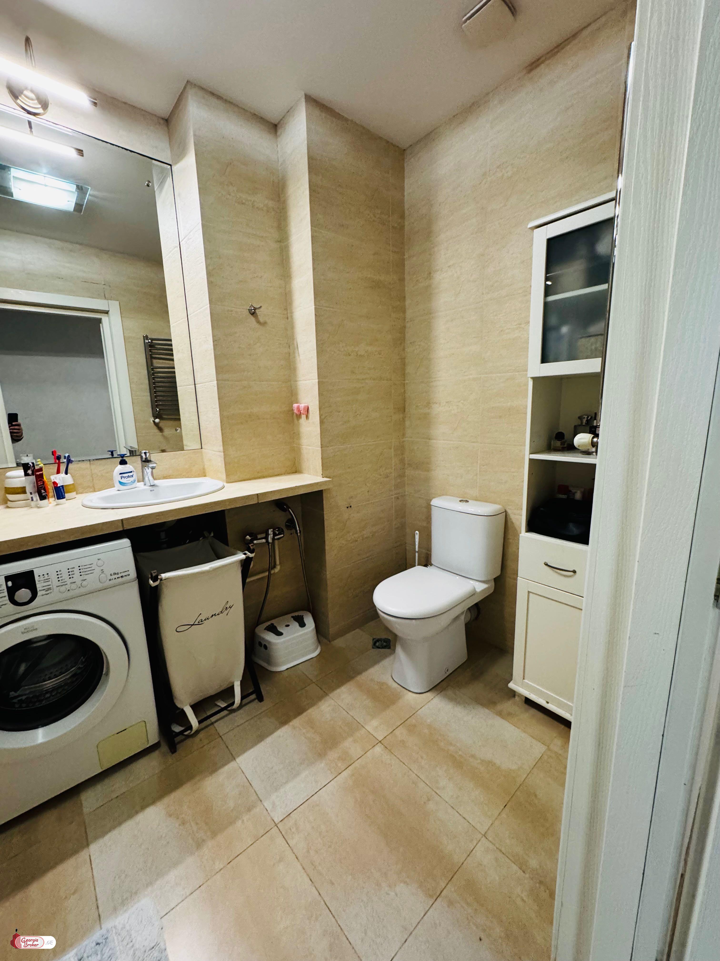 nearly repaired 3-room apartment for sale