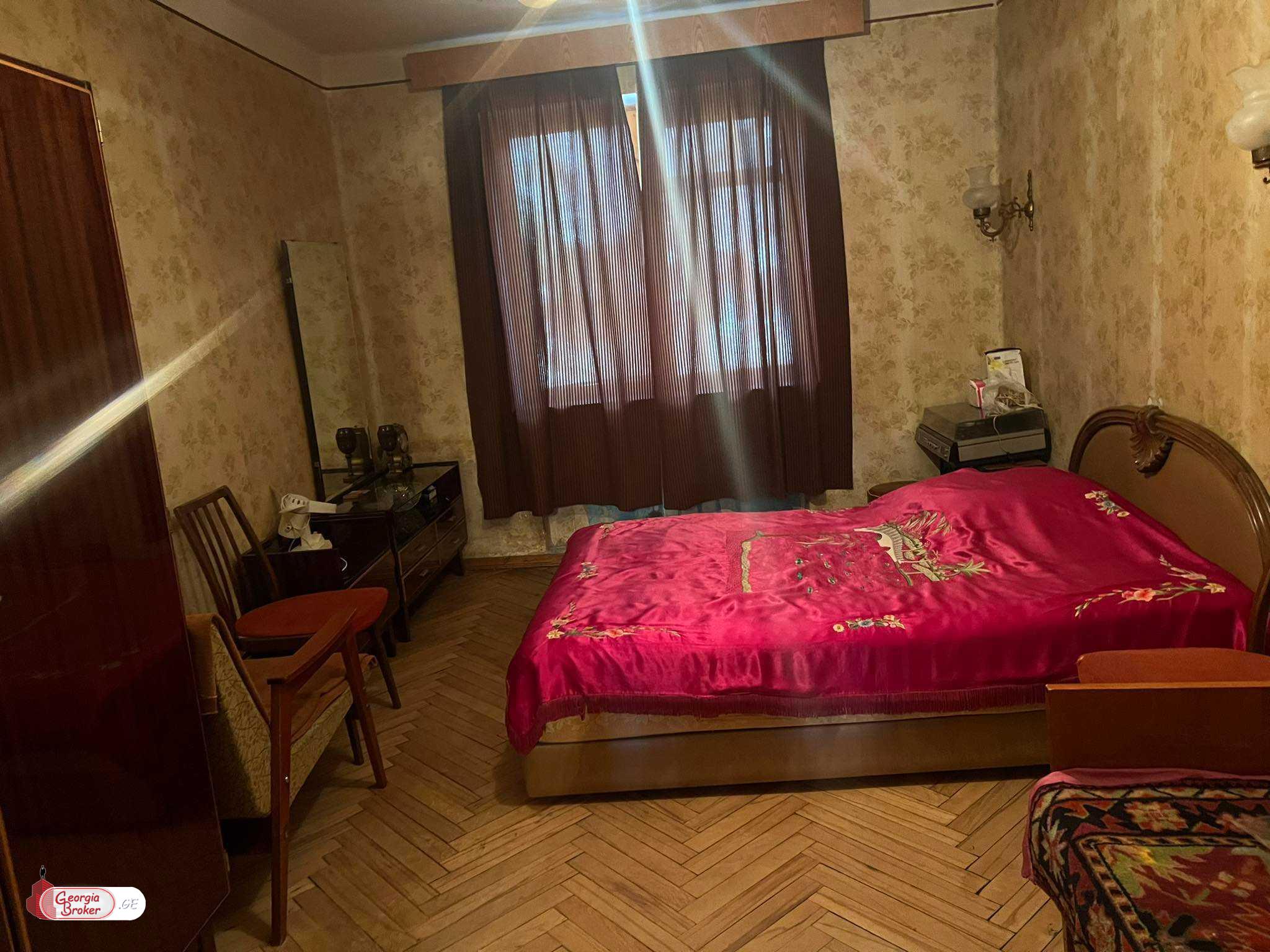 nearly repaired 4-room apartment for sale