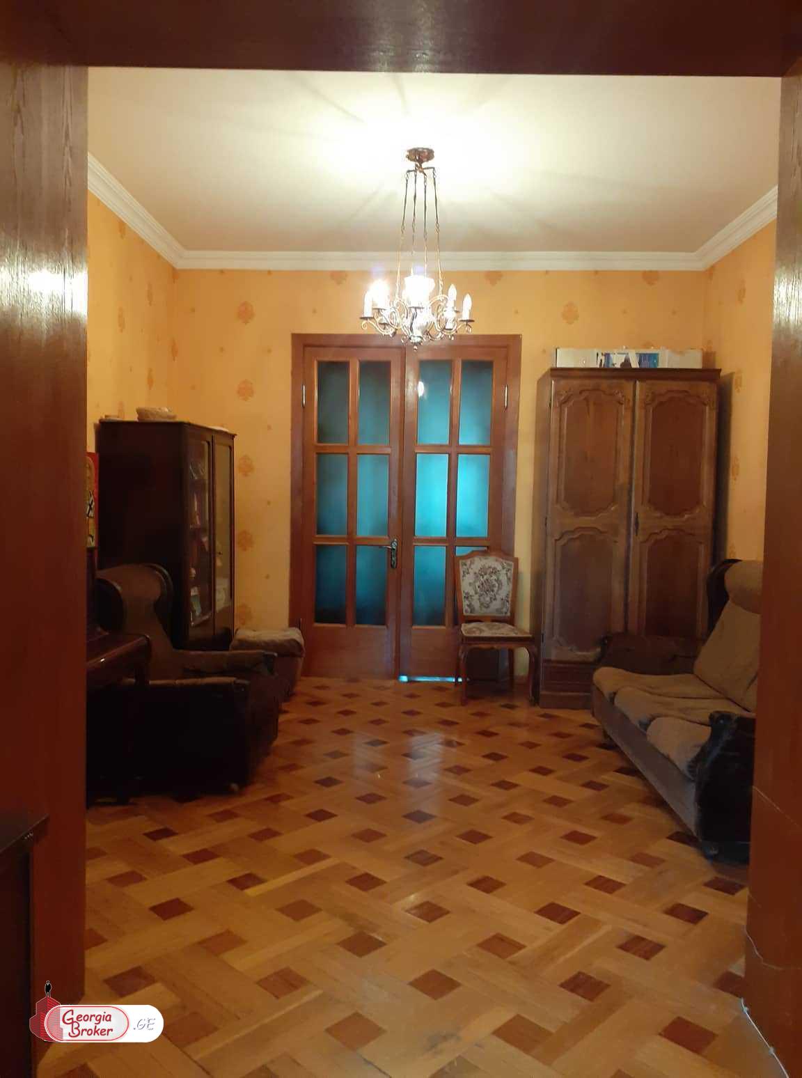 nearly repaired 4-room apartment for sale