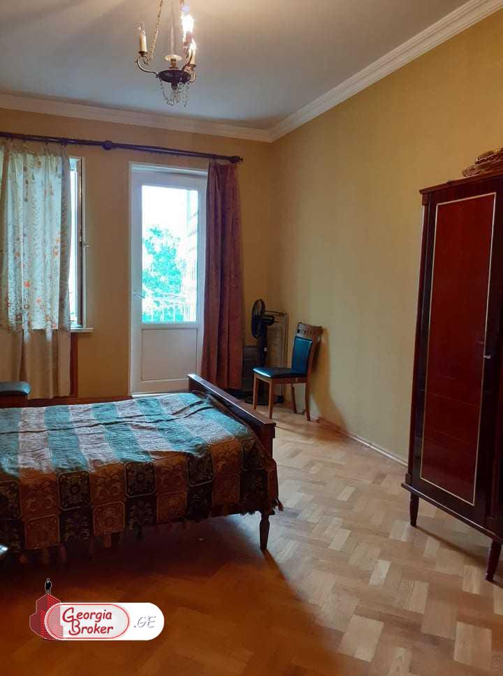 nearly repaired 4-room apartment for sale