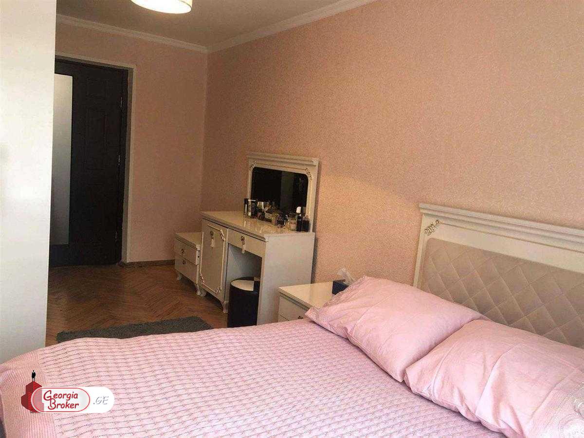 nearly repaired 4-room apartment for sale