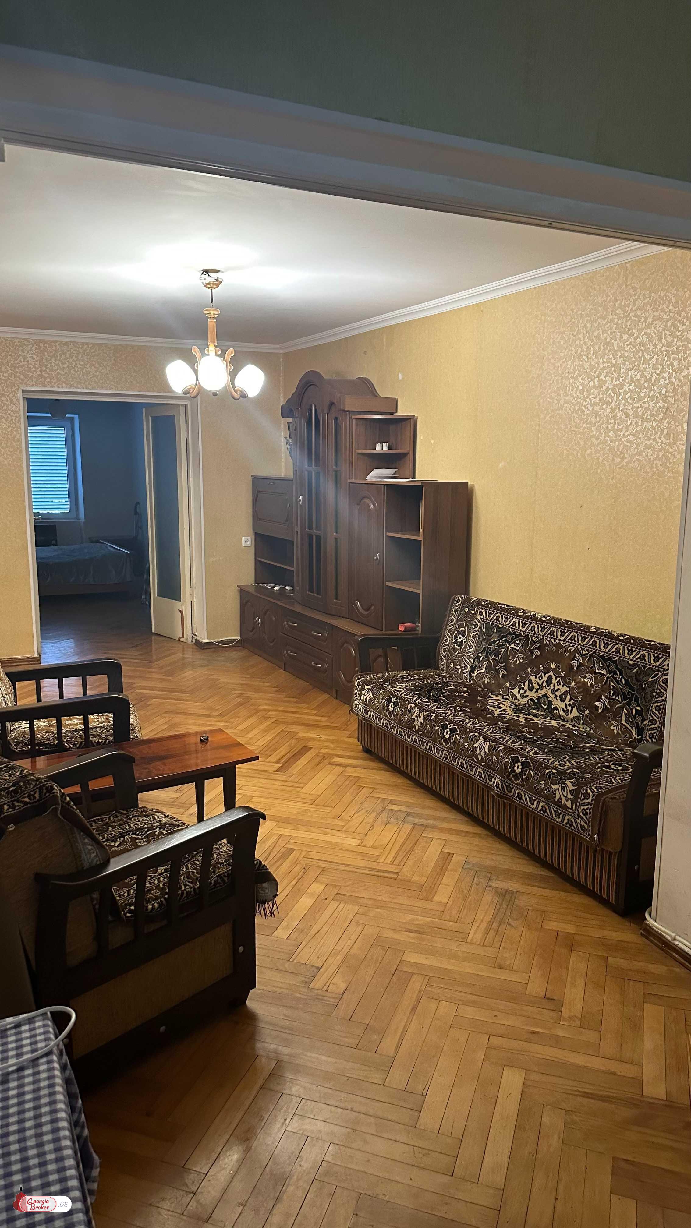 old repaired 3-room apartment for sale