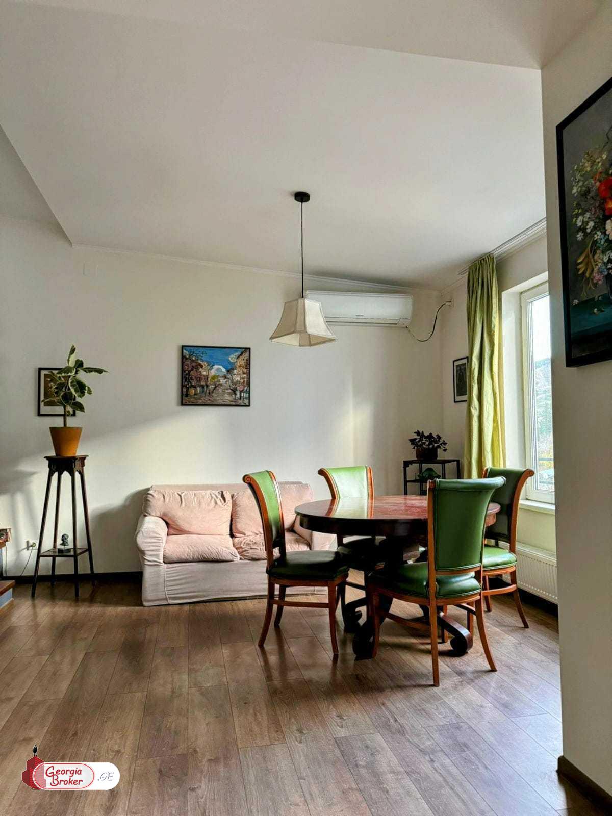 nearly repaired 4-room apartment for sale