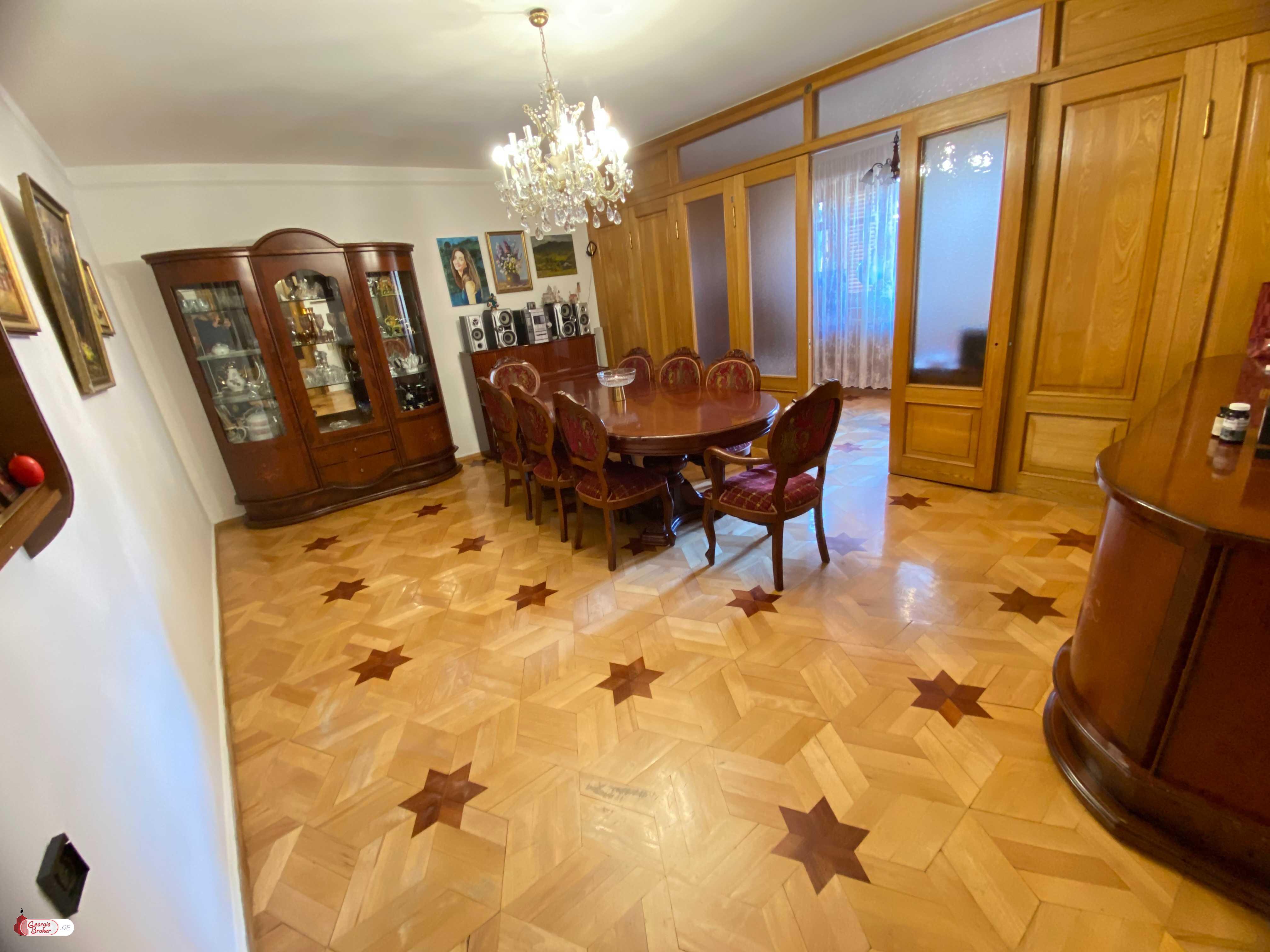 nearly repaired 4-room apartment for sale