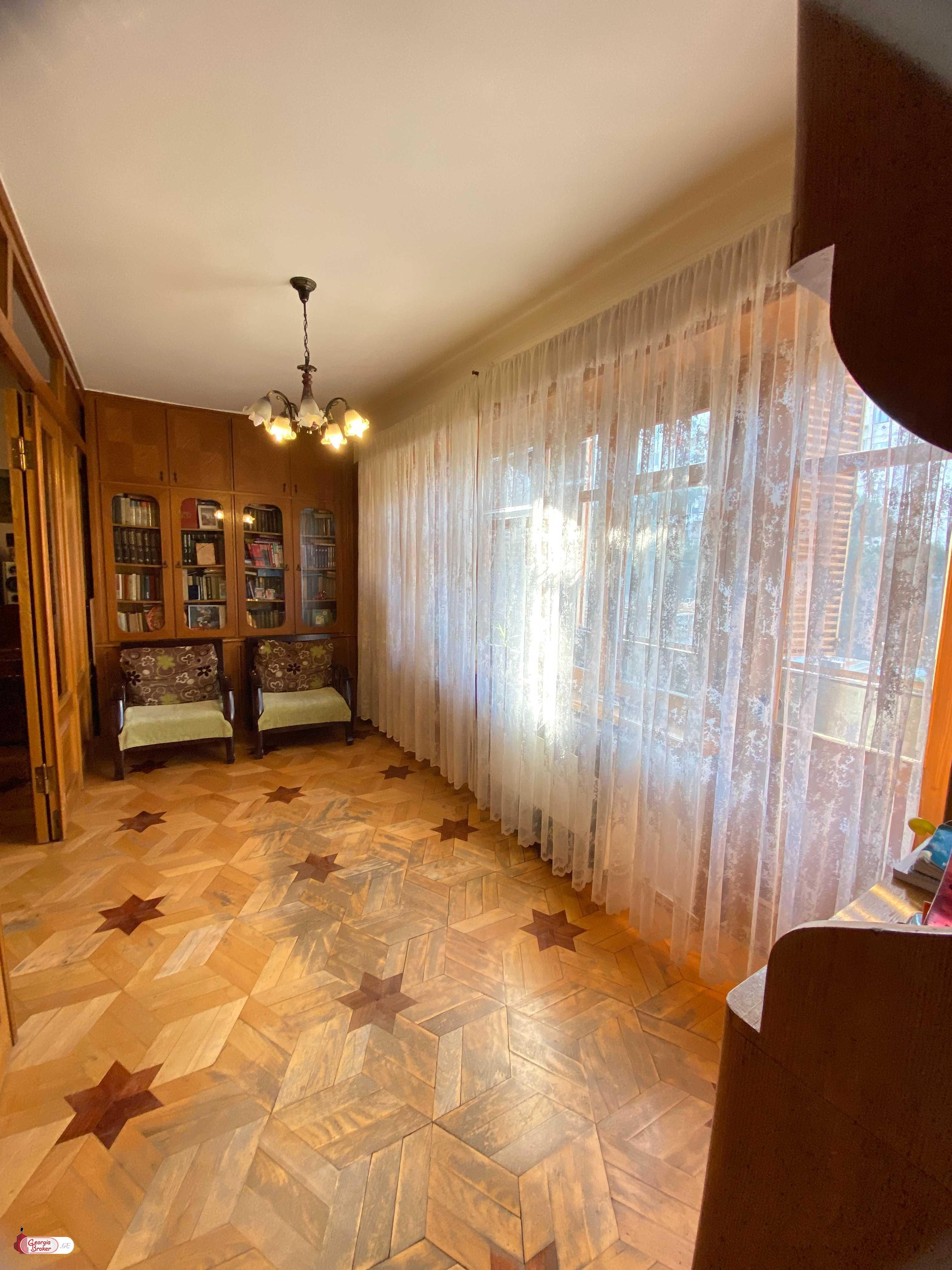 nearly repaired 4-room apartment for sale