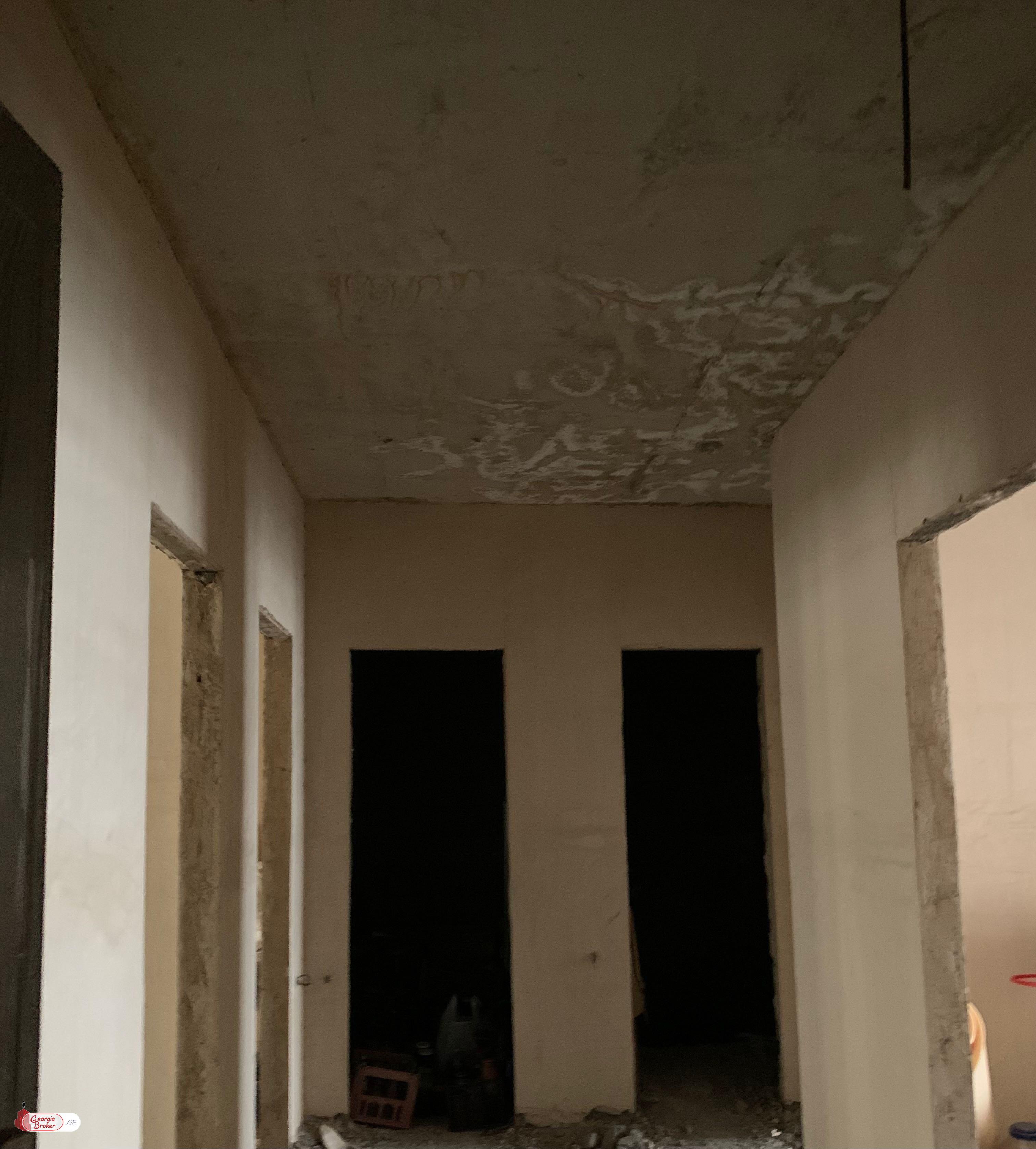 продается квартира новостройка 5-комнат