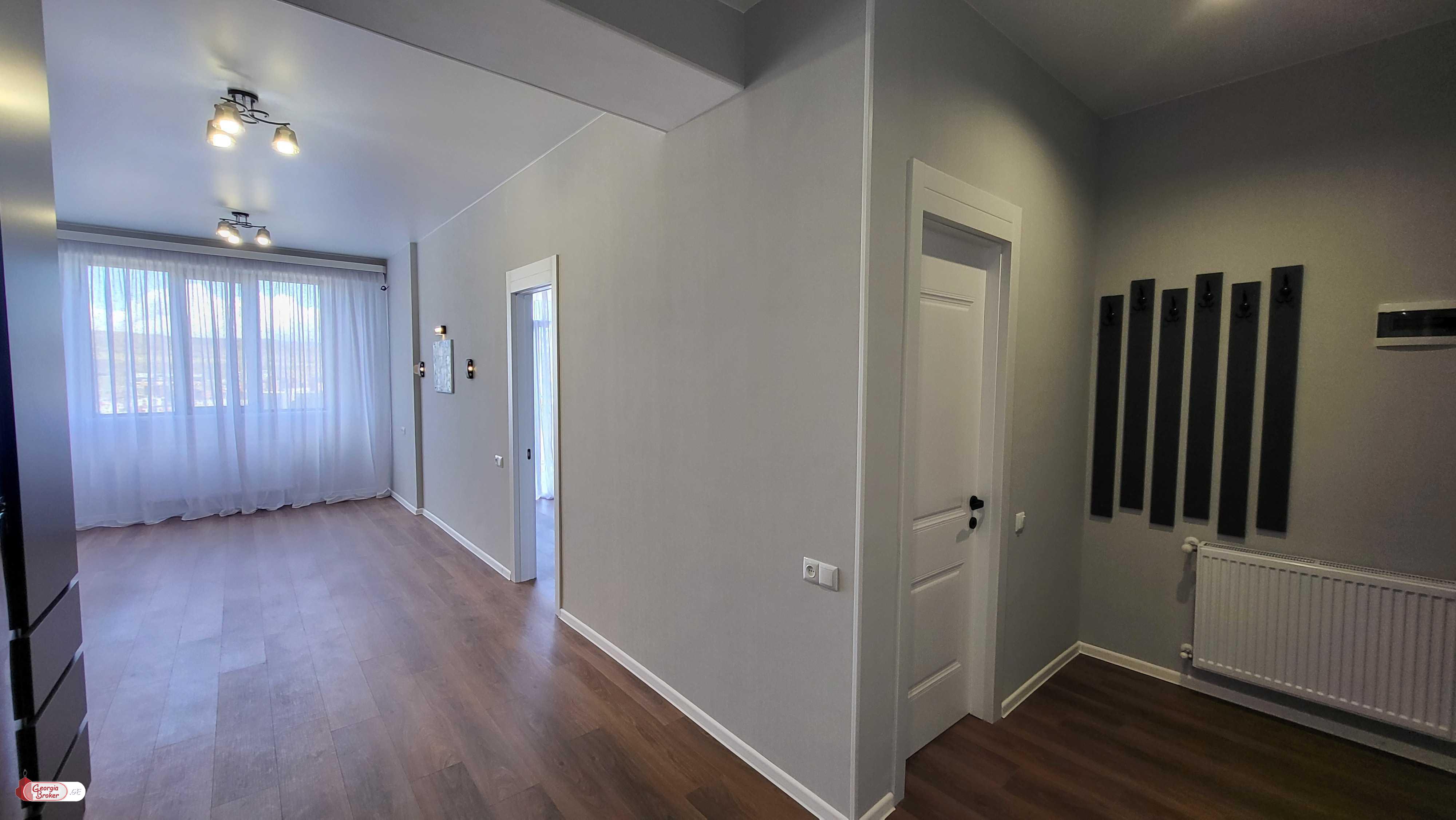 nearly repaired 2-room apartment for sale