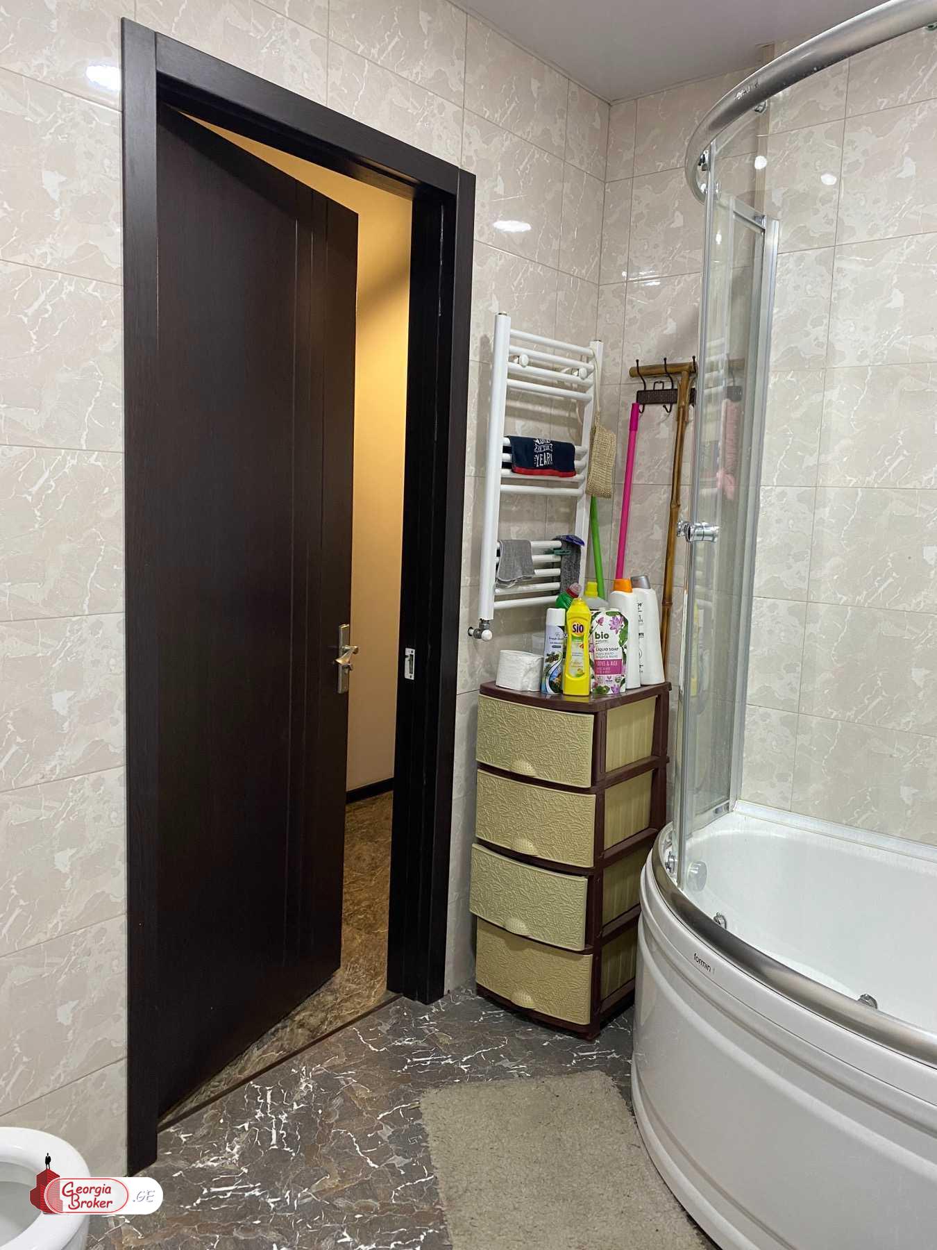 nearly repaired 4-room apartment for sale