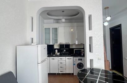 იყიდება ახალი გარემონტებული 2 ოთახიანი ბინა