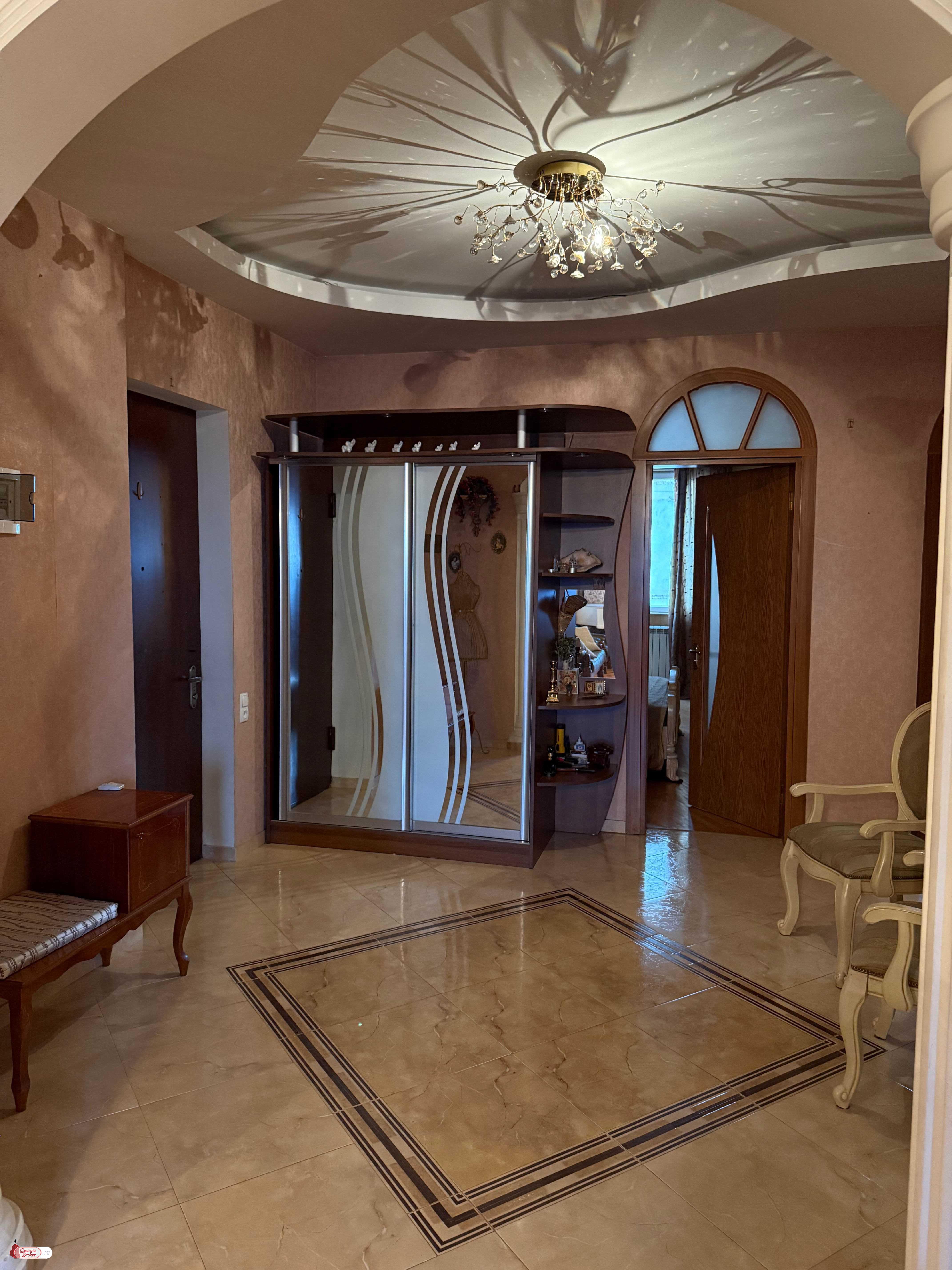 nearly repaired 3-room apartment for sale