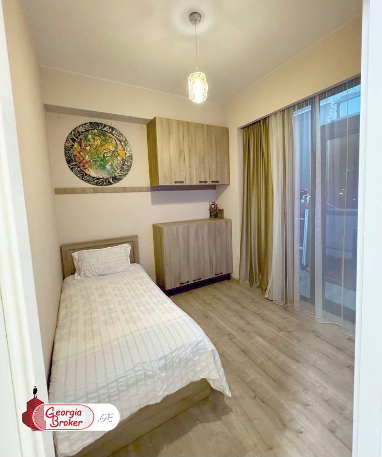 nearly repaired 4-room apartment for sale