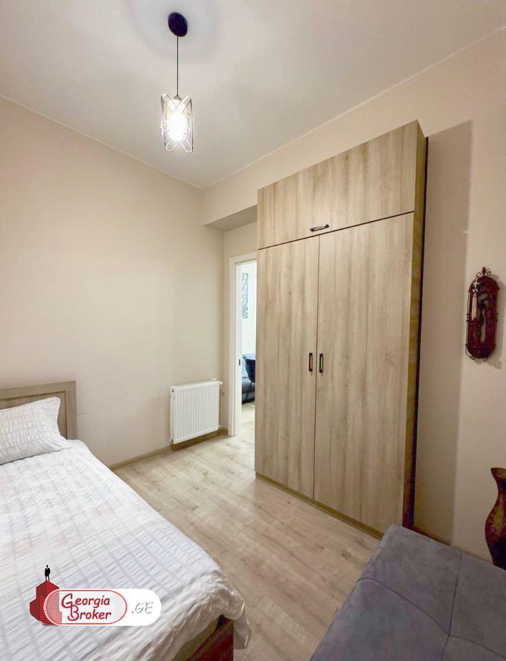 nearly repaired 4-room apartment for sale