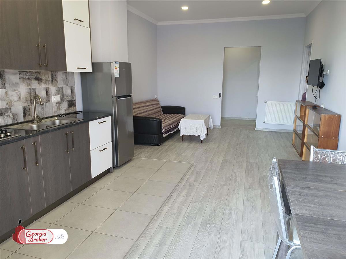 იყიდება ახალი გარემონტებული 3 ოთახიანი ბინა