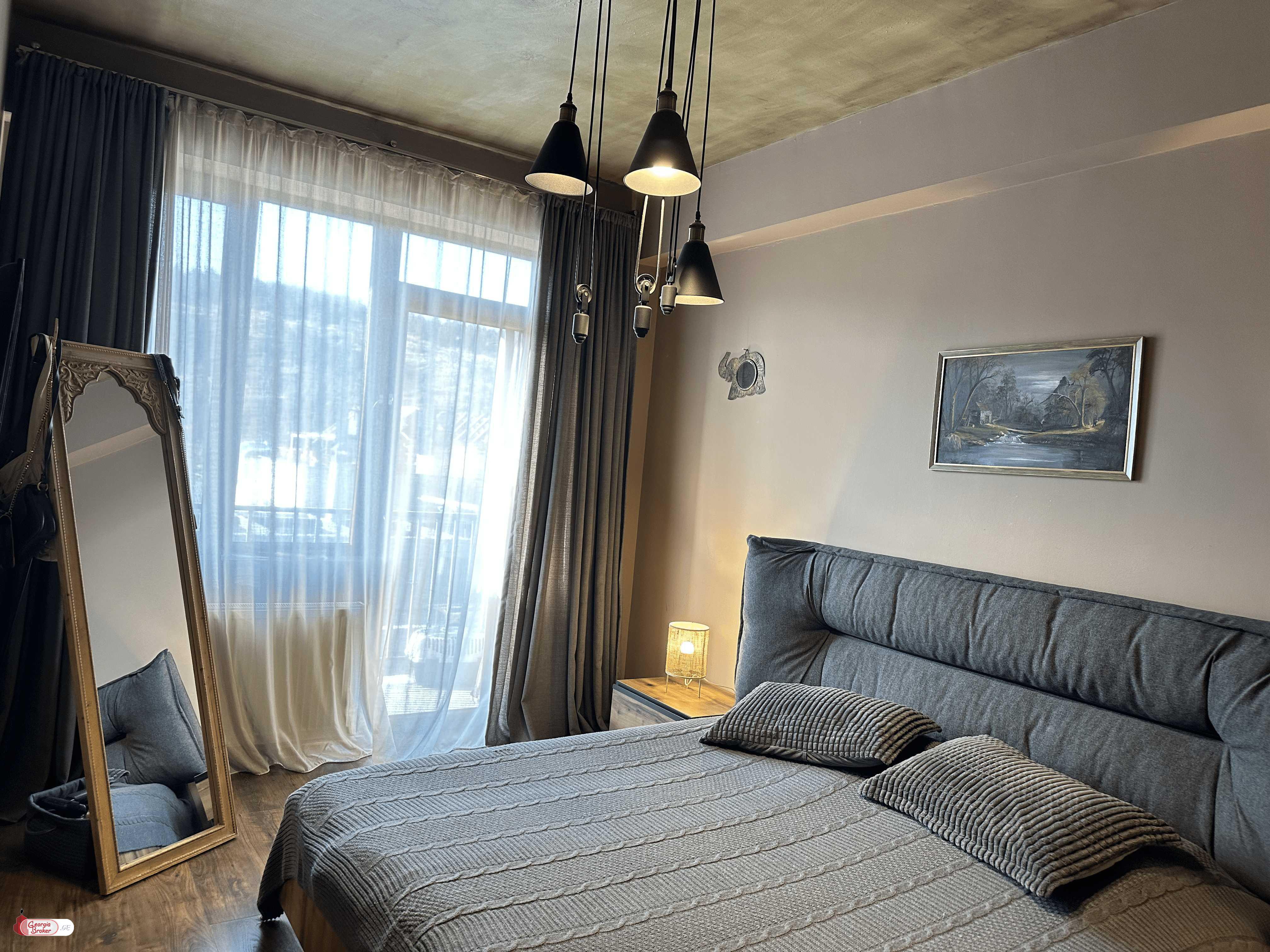 nearly repaired 3-room apartment for sale