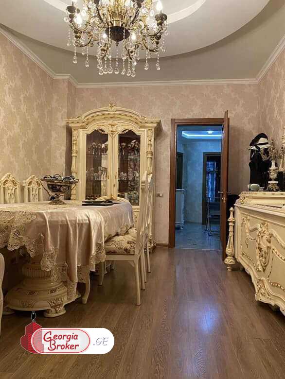 nearly repaired 2-room apartment for sale