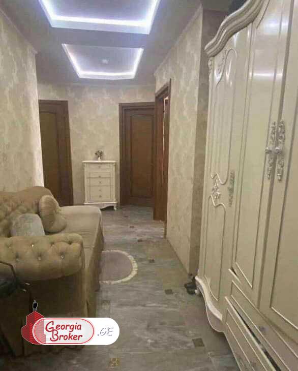 nearly repaired 2-room apartment for sale