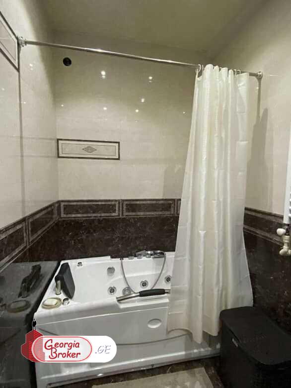 nearly repaired 2-room apartment for sale