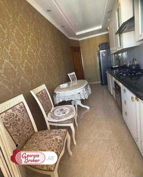 nearly repaired 2-room apartment for sale