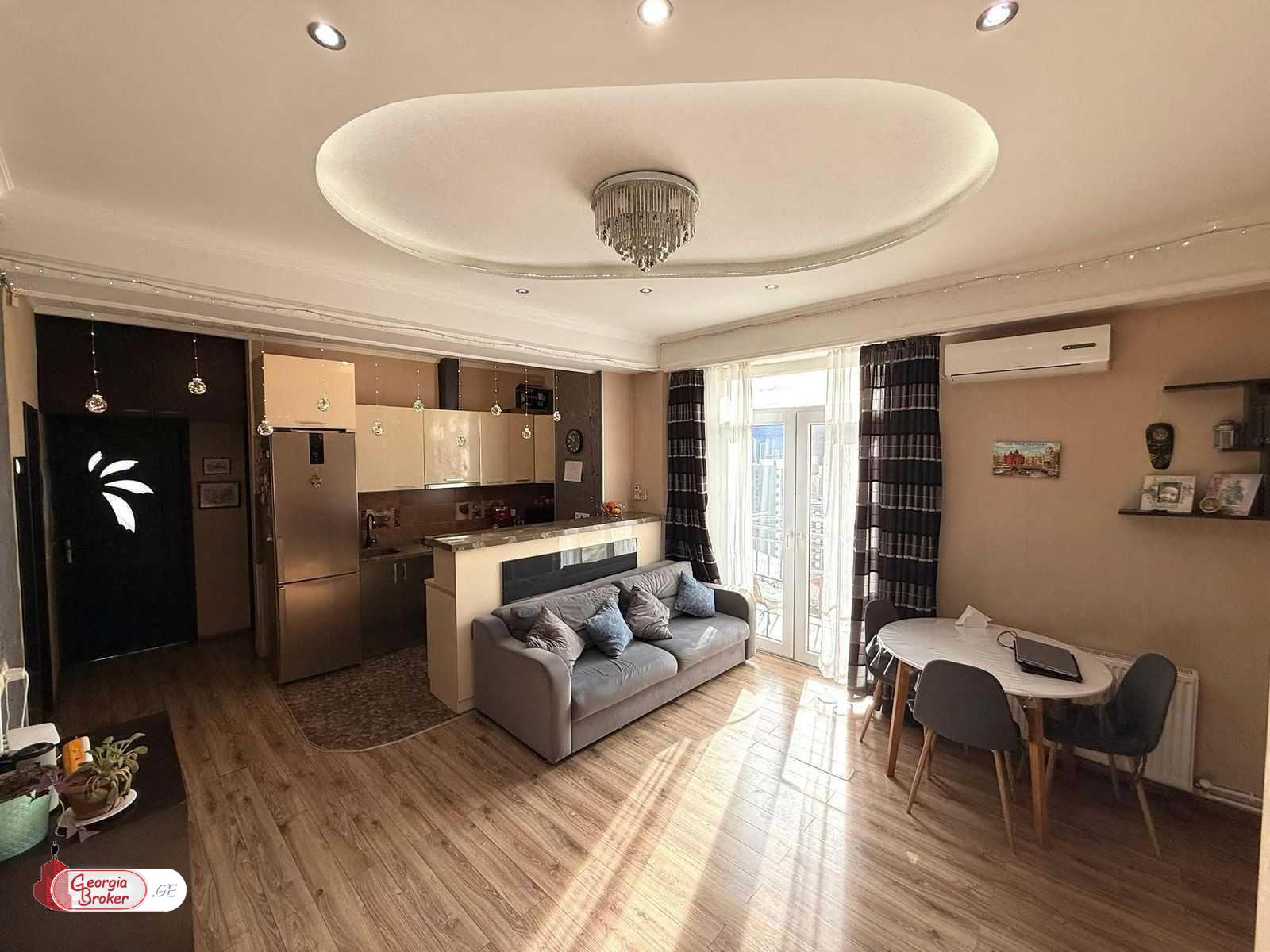 nearly repaired 3-room apartment for sale