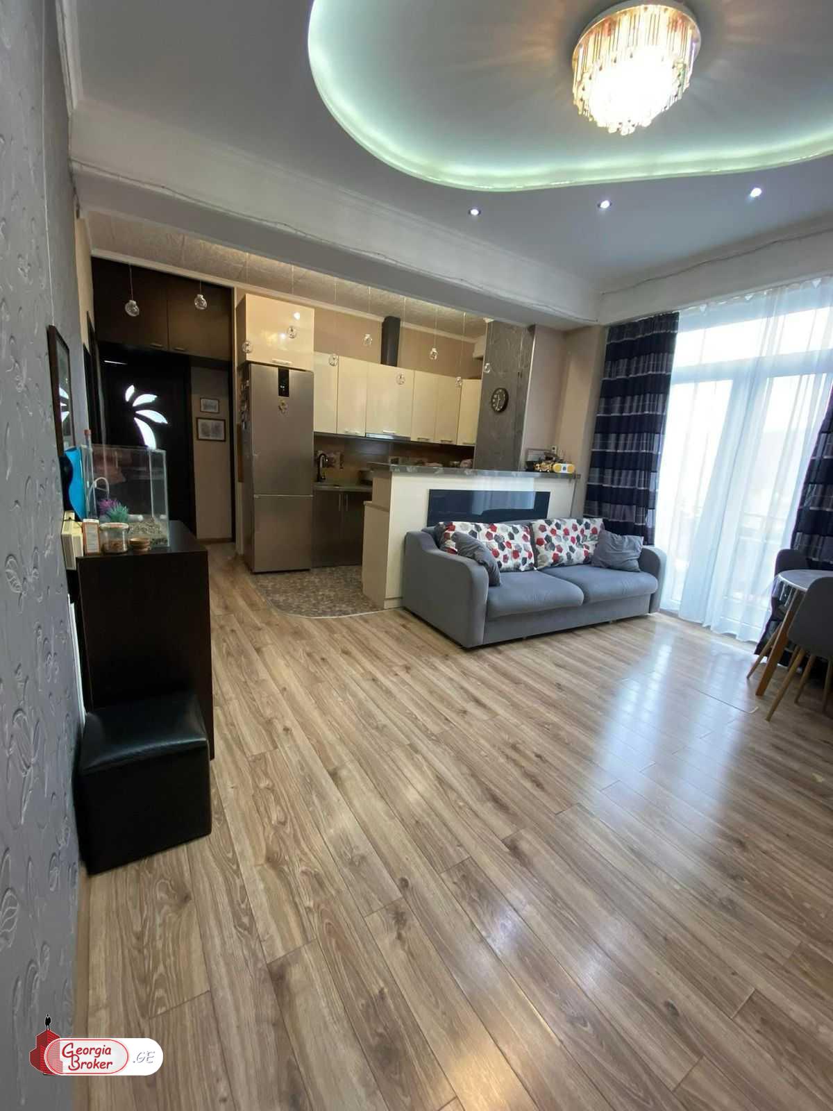 nearly repaired 3-room apartment for sale