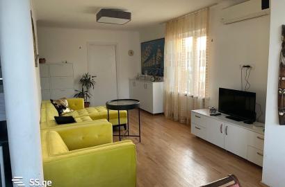 იყიდება ახალი გარემონტებული 3 ოთახიანი ბინა