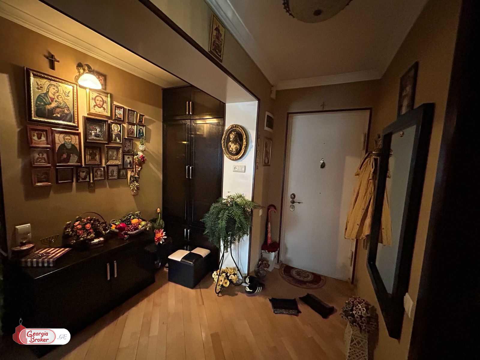 nearly repaired 4-room apartment for sale