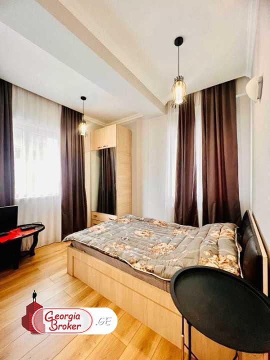 nearly repaired 3-room apartment for rent