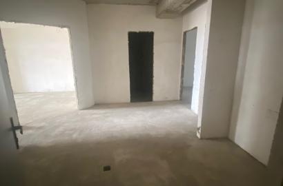 продается квартира новостройка 4-комнаты