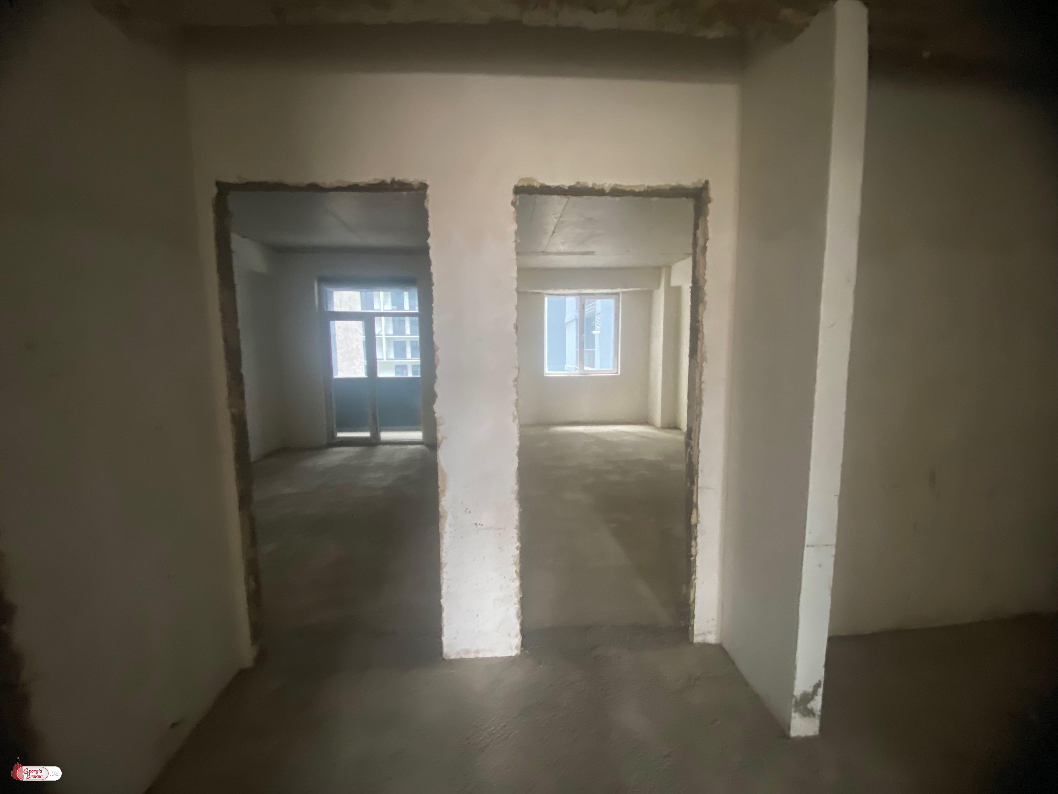 продается квартира новостройка 4-комнаты