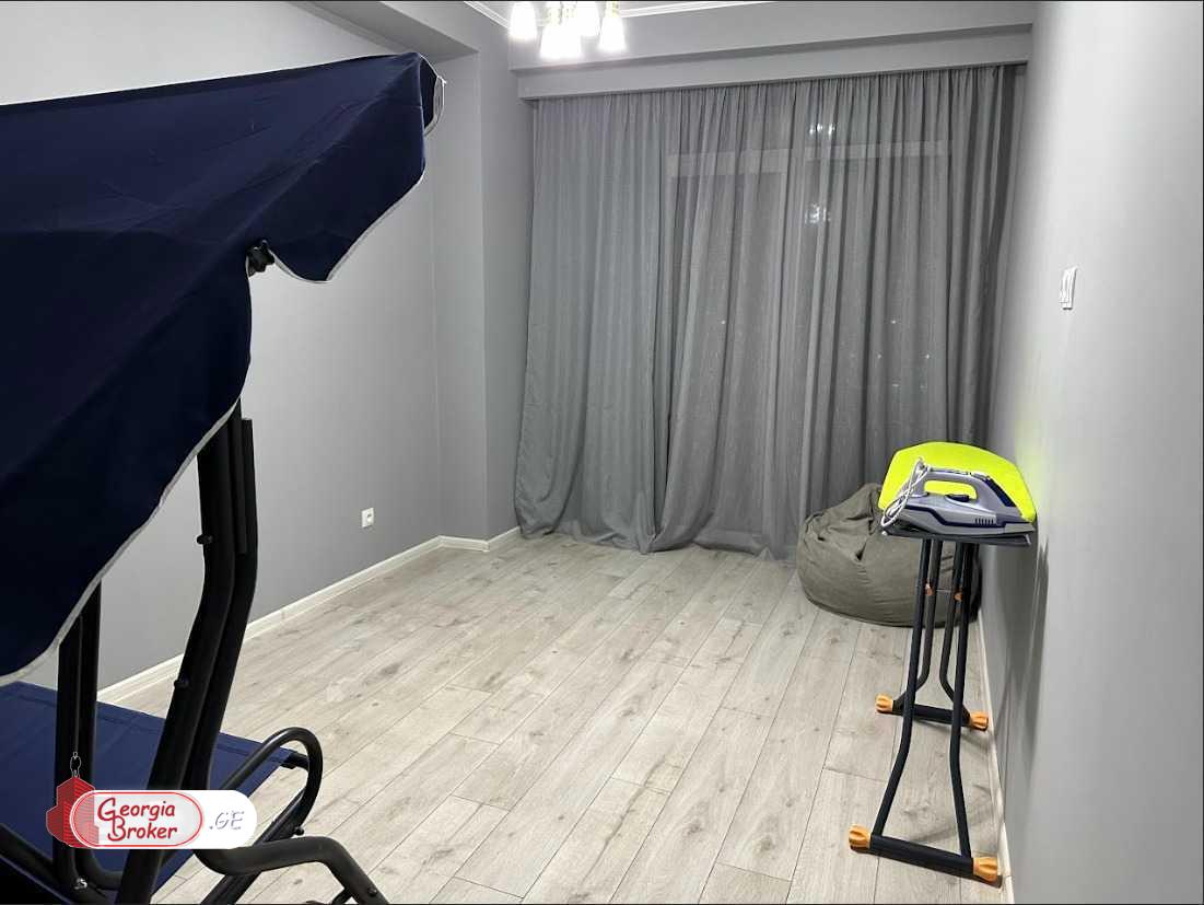 nearly repaired 4-room apartment for sale