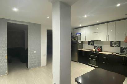 продается дом с новым ремонтом 7-комнат