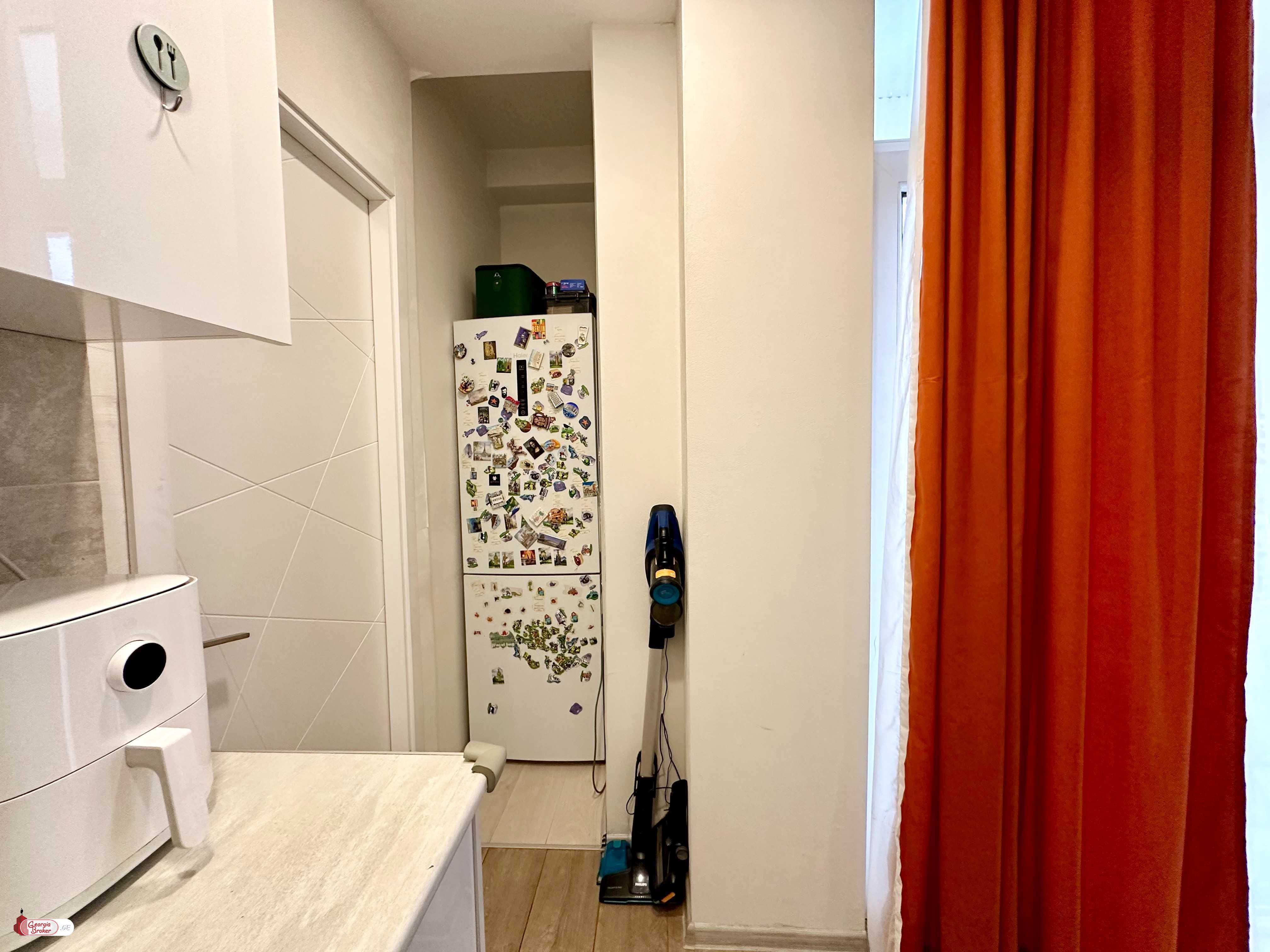 nearly repaired 3-room apartment for sale