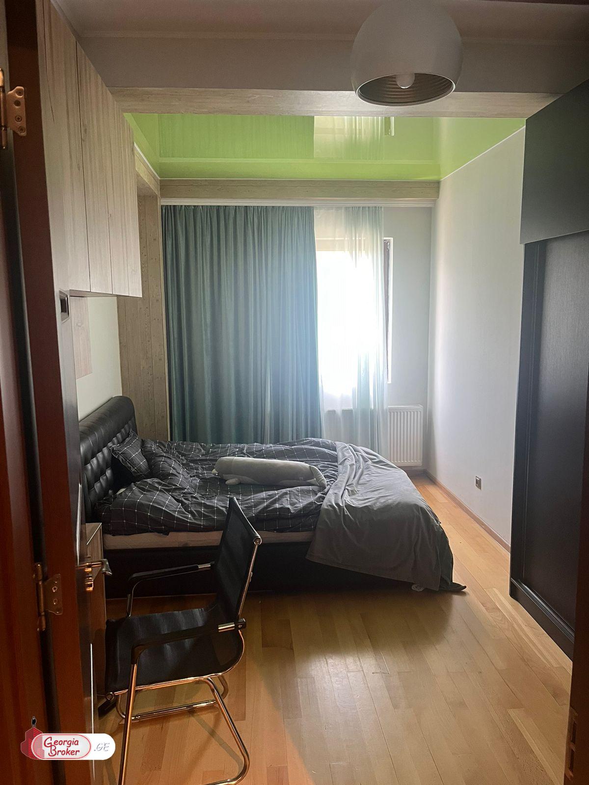 იყიდება ახალი გარემონტებული 3 ოთახიანი ბინა