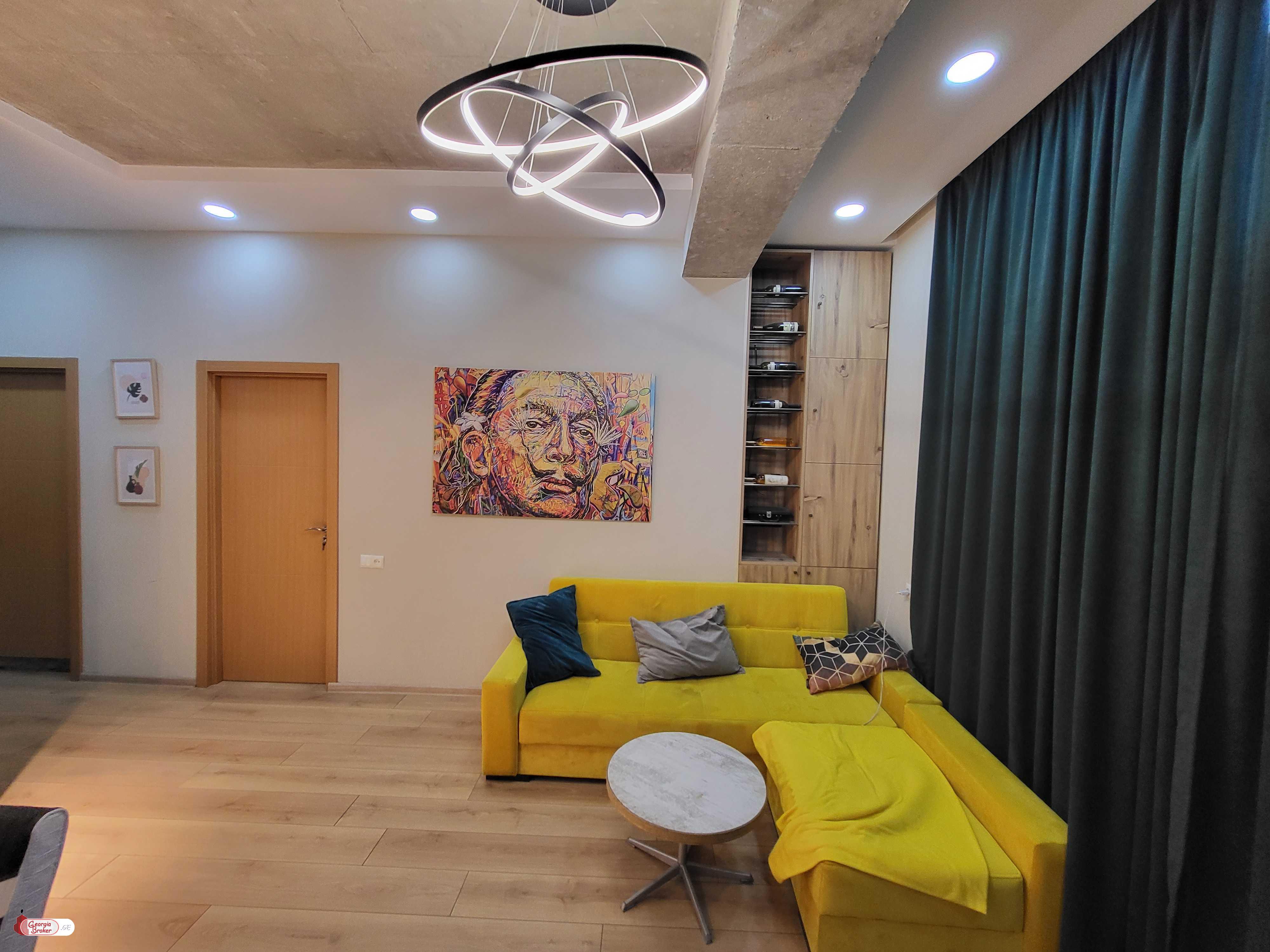 იყიდება ახალი გარემონტებული 2 ოთახიანი ბინა