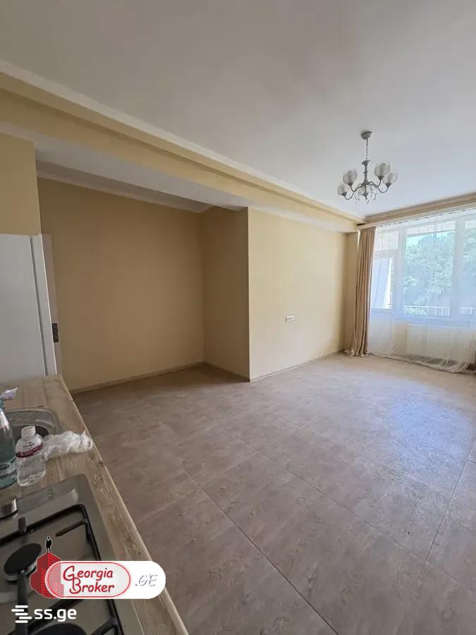 იყიდება ახალი გარემონტებული 2 ოთახიანი ბინა
