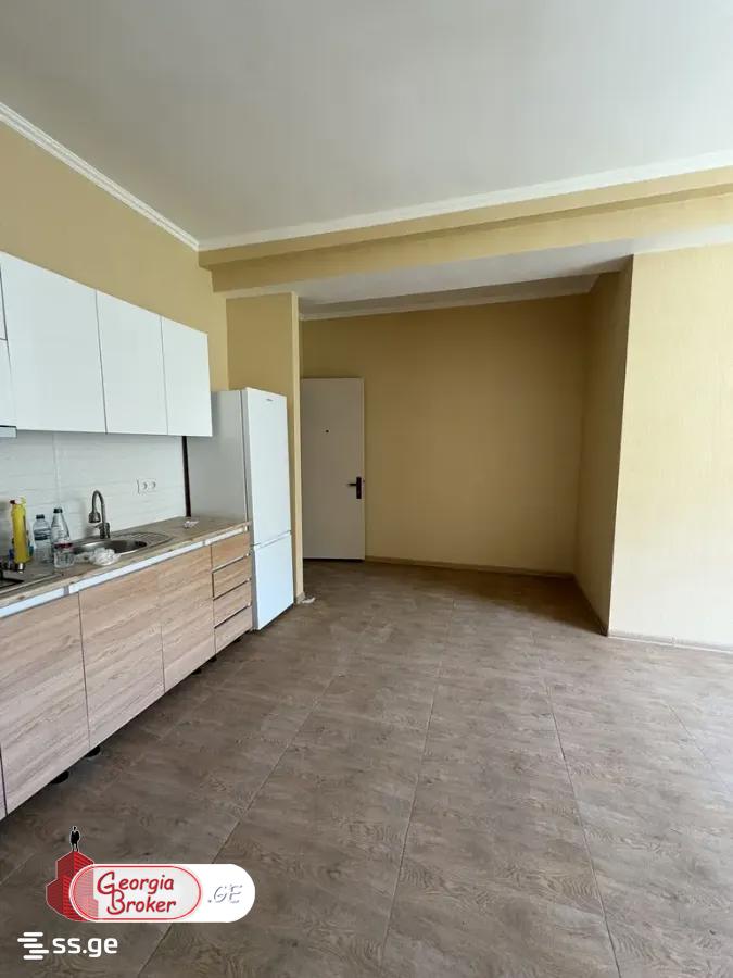 იყიდება ახალი გარემონტებული 2 ოთახიანი ბინა