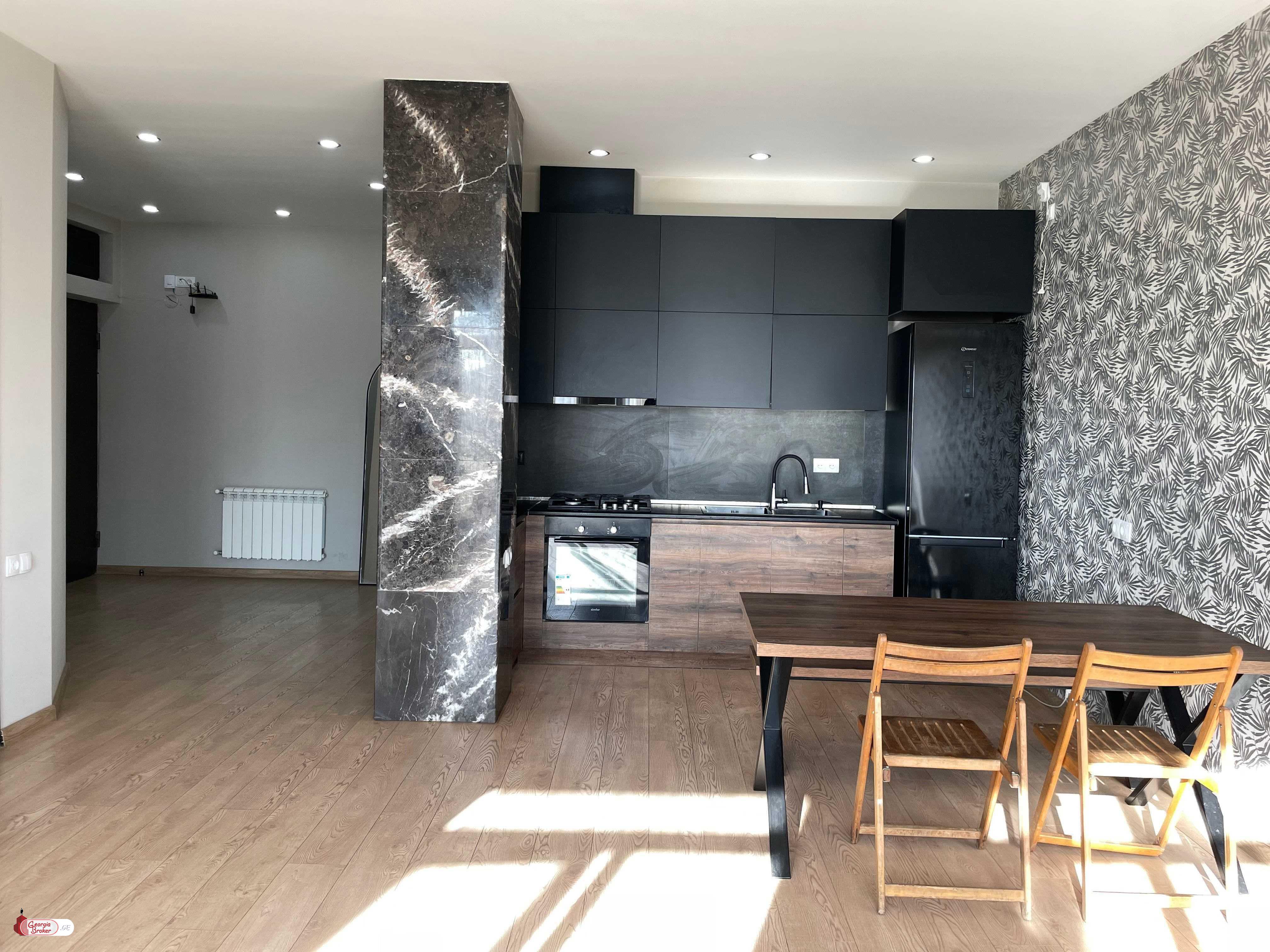 იყიდება ახალი გარემონტებული 3 ოთახიანი ბინა