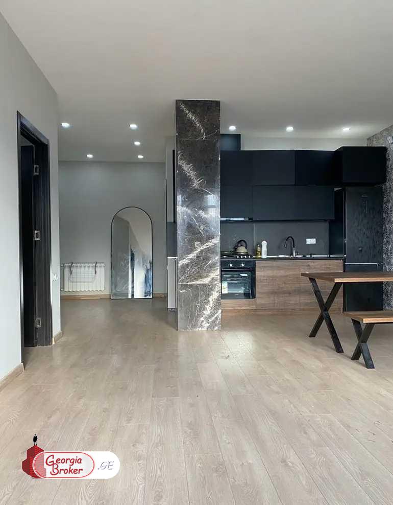 იყიდება ახალი გარემონტებული 3 ოთახიანი ბინა