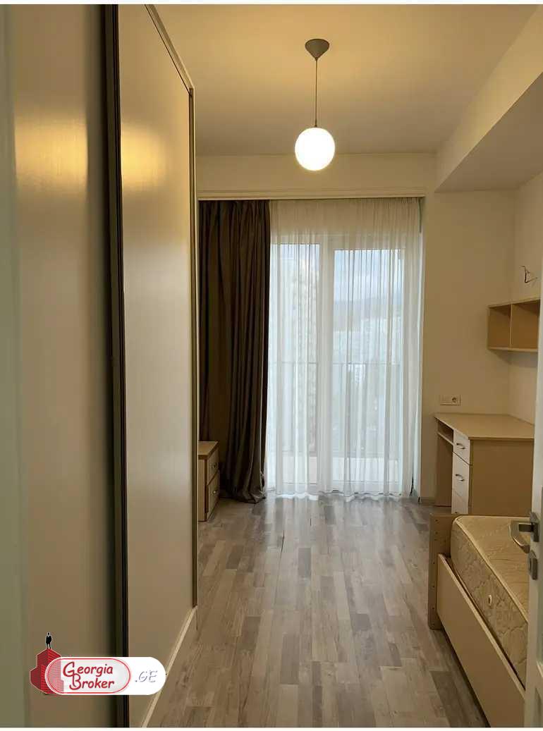 nearly repaired 3-room apartment for sale