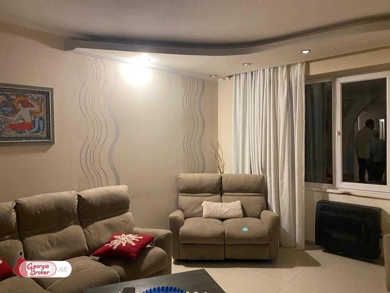 nearly repaired 4-room apartment for sale