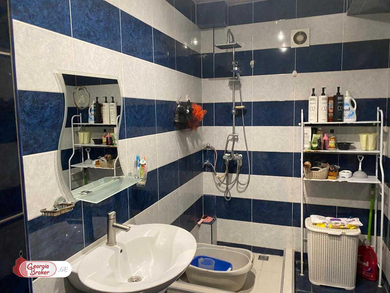 nearly repaired 4-room apartment for sale