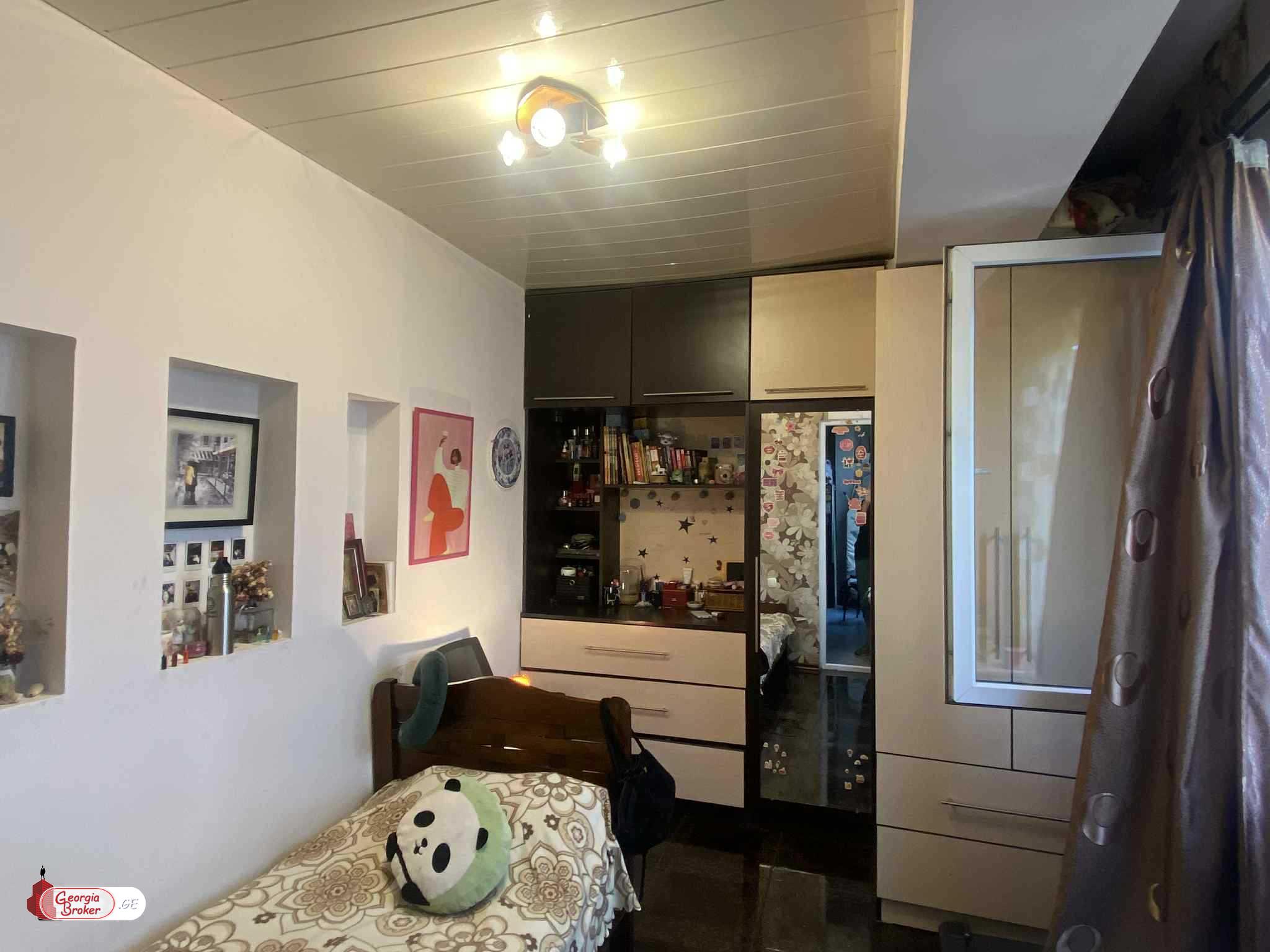 nearly repaired 4-room apartment for sale