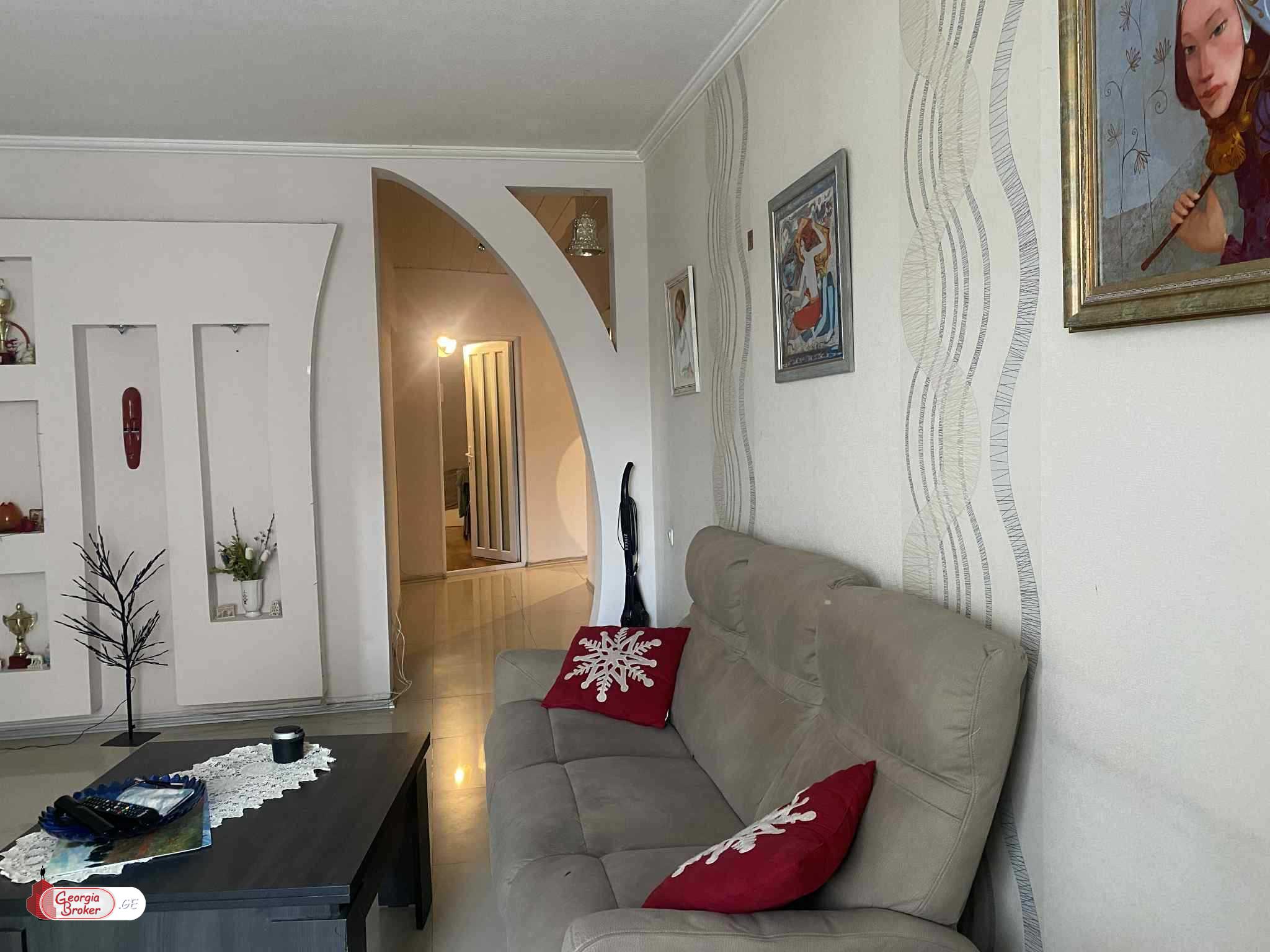 nearly repaired 4-room apartment for sale