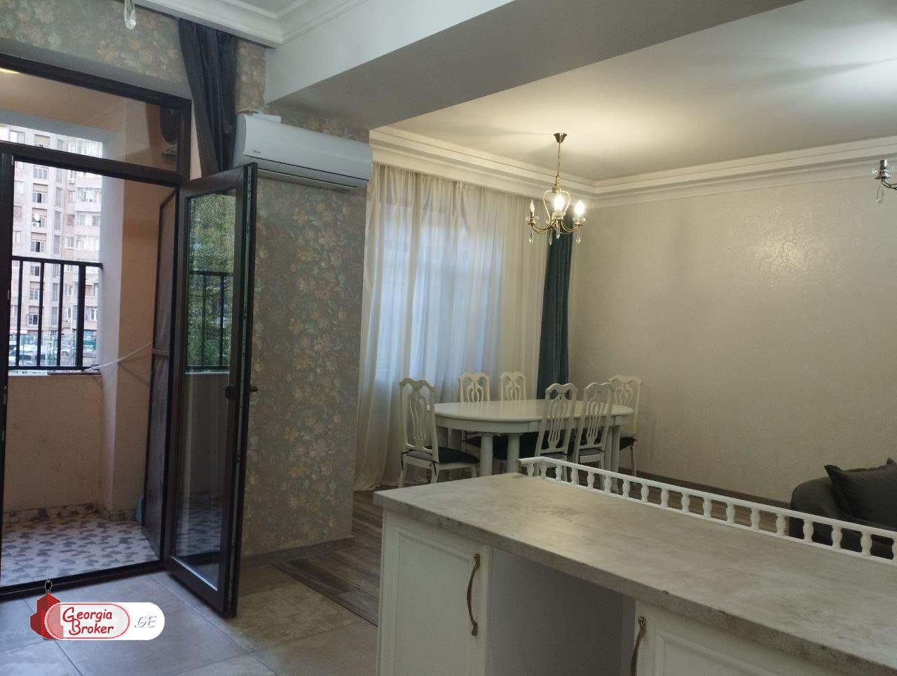 იყიდება ახალი გარემონტებული 4 ოთახიანი ბინა