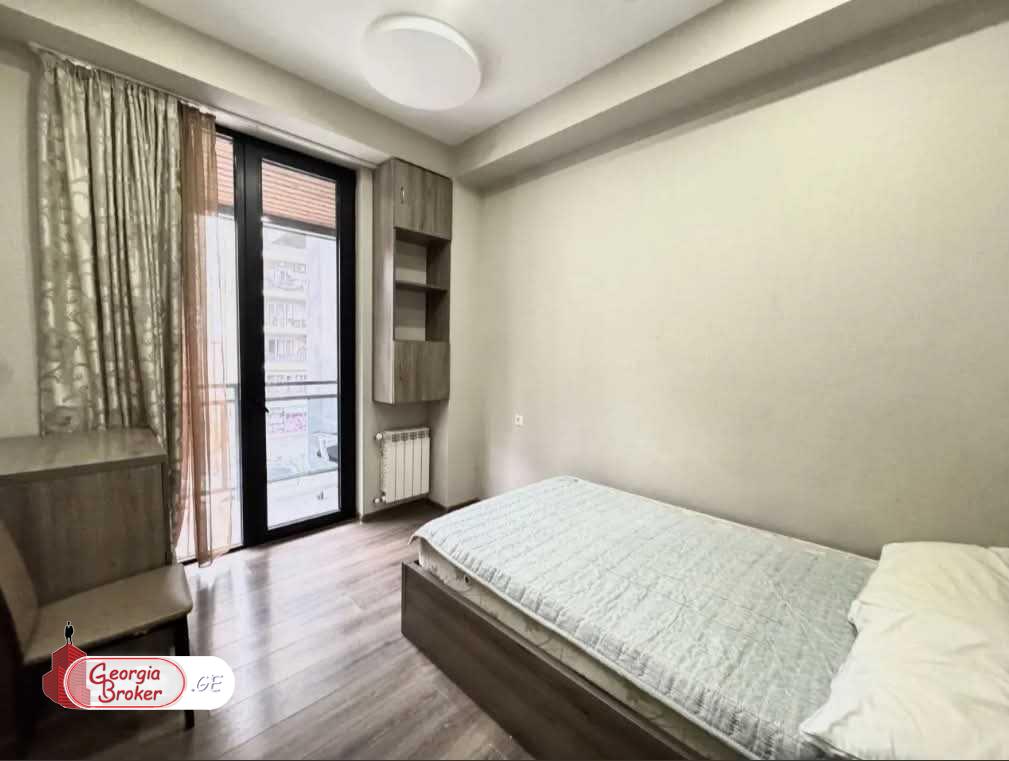 იყიდება ახალი გარემონტებული 3 ოთახიანი ბინა