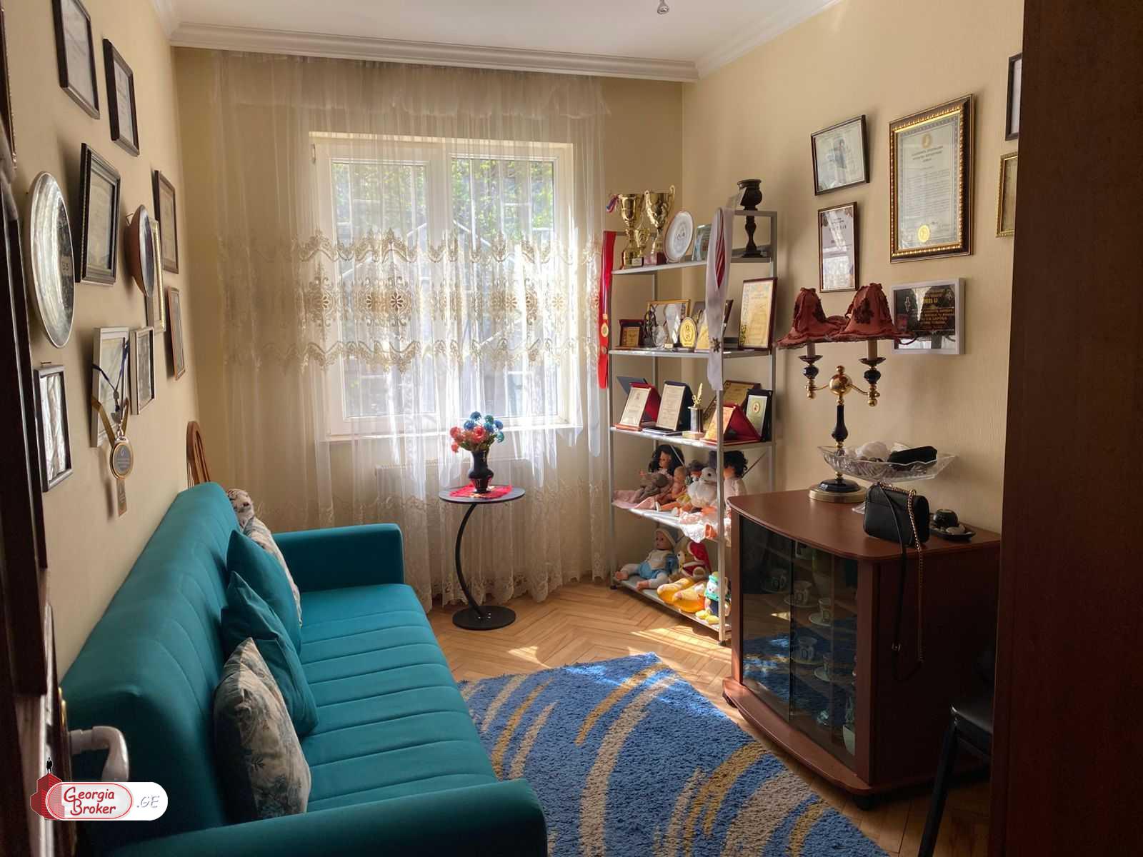 nearly repaired 4-room apartment for sale