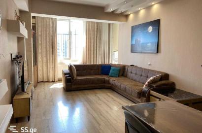 იყიდება ახალი გარემონტებული 3 ოთახიანი ბინა