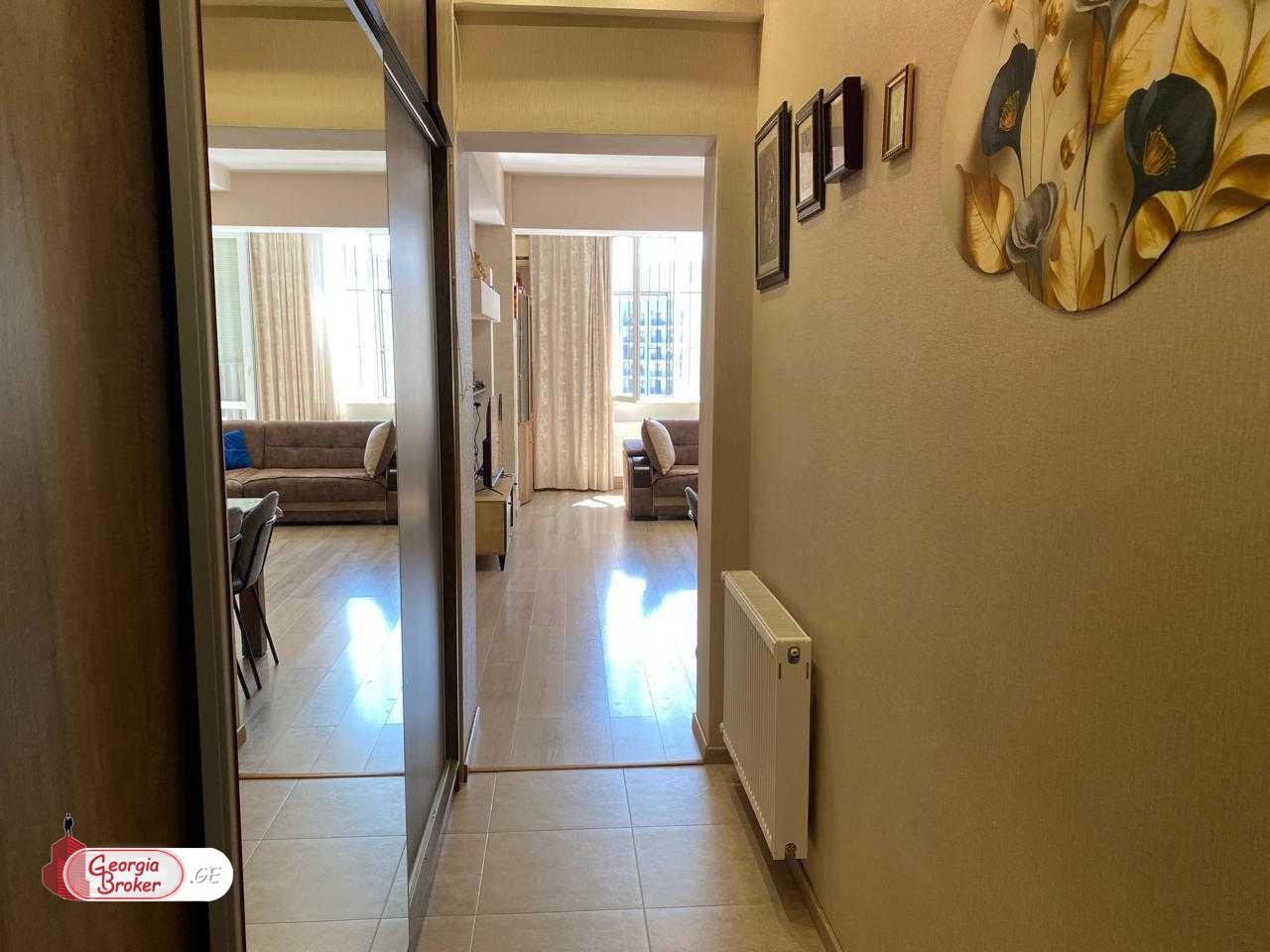 იყიდება ახალი გარემონტებული 3 ოთახიანი ბინა