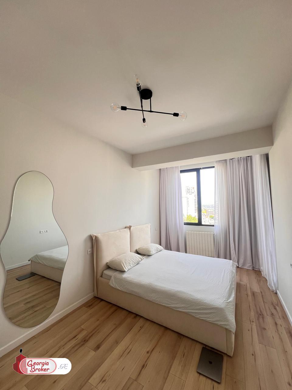 nearly repaired 3-room apartment for sale